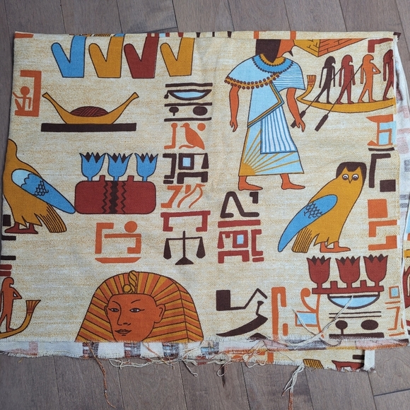 Egyptian themed fabric - Picture 3 of 5